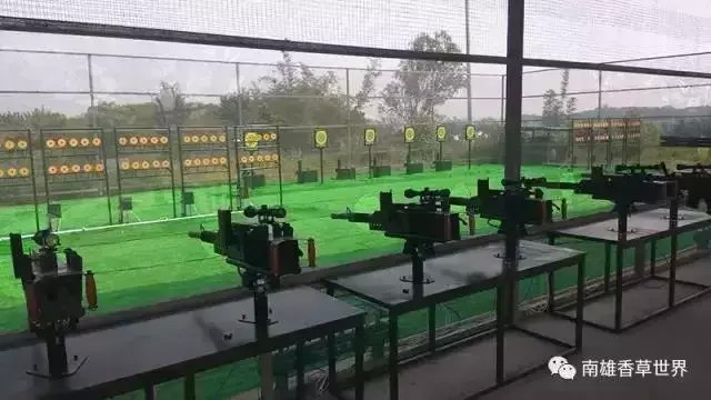 繼玻璃橋后韶關(guān)又爆出了新的玻璃觀景平臺！