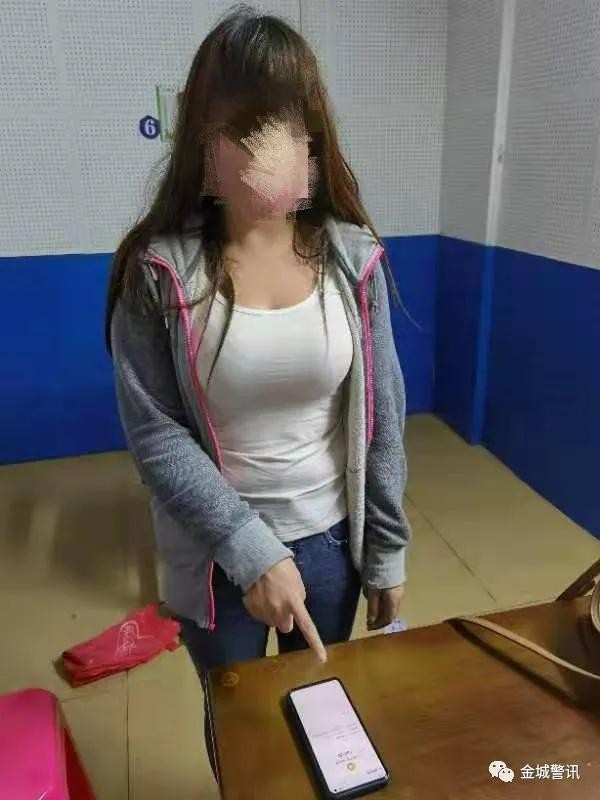 賣淫窩點暗藏在居民樓中!廣西警方搗毀多個賣淫窩點55名男女被帶走
