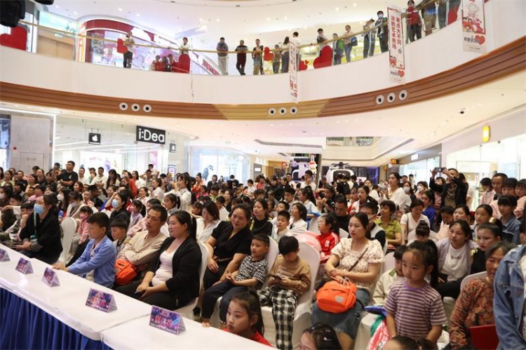 CCAC第十一季中國好貓步阜陽賽區頒獎盛典轟動全城