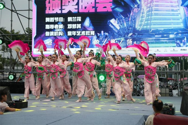 CCAC第十一季中國好貓步阜陽賽區頒獎盛典轟動全城