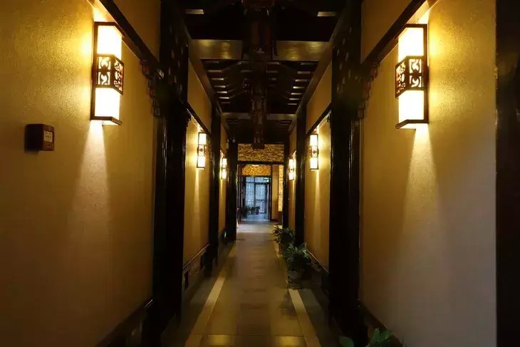 荊州竟有如此調(diào)性的足道還有古風(fēng)庭院限時(shí)58元搶119元足療套餐