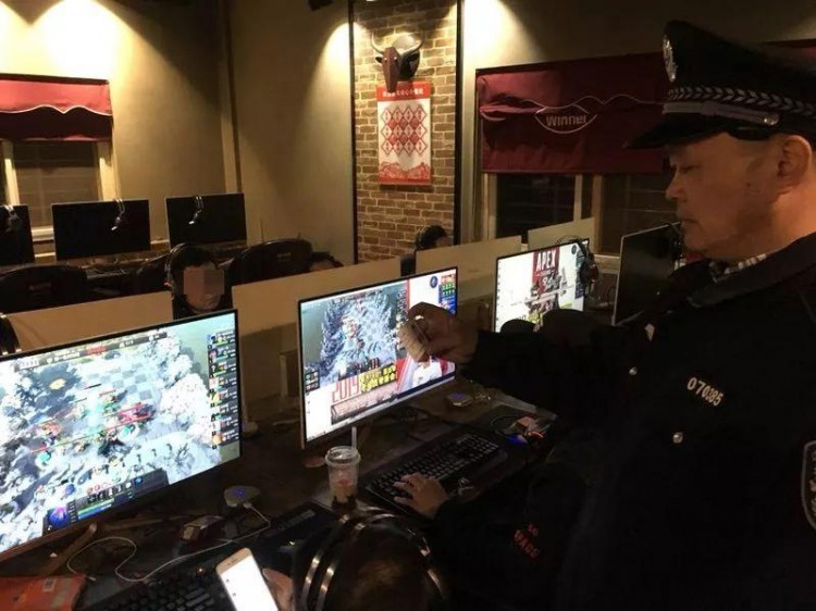 荊門東寶公安節前清查賓館網吧按摩店...抓獲5人！