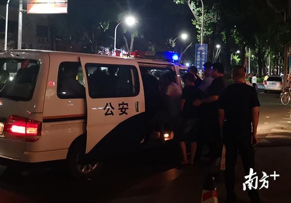 常客辦卡還能打折梅州警方打掉一個(gè)涉黃保健城18人落網(wǎng)
