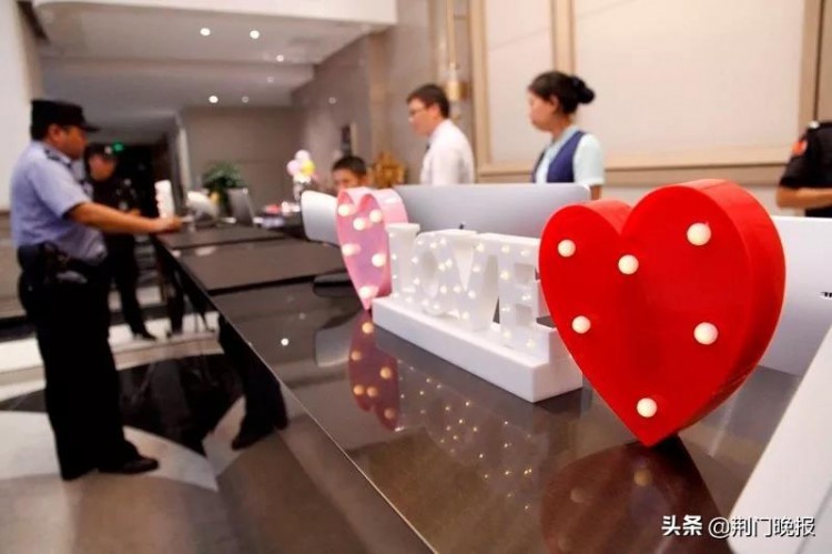 七夕節(jié)當晚！荊門突查賓館酒店按摩店KTV洗浴中心…抓了好幾個
