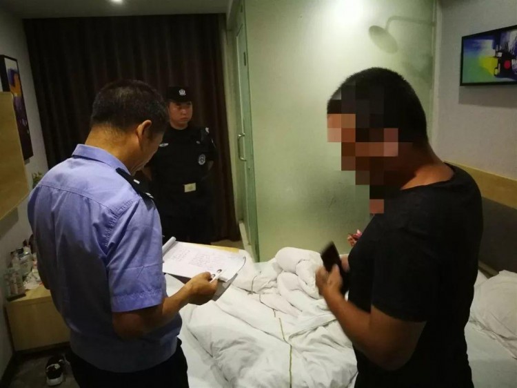 荊門警方突查賓館足療店洗浴中心KTV……抓了這些人