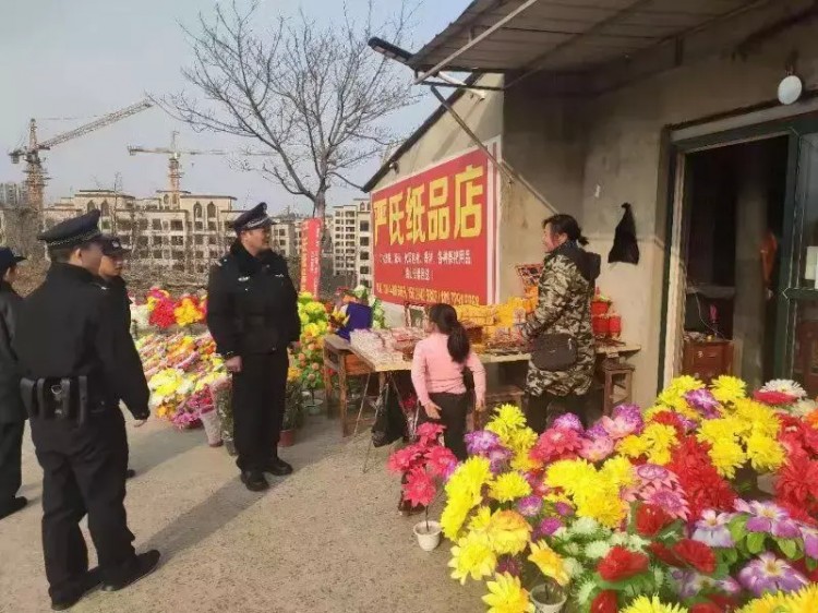 現場畫面曝光！荊門警方出動警力180余人清查洗浴足療KTV等場所...