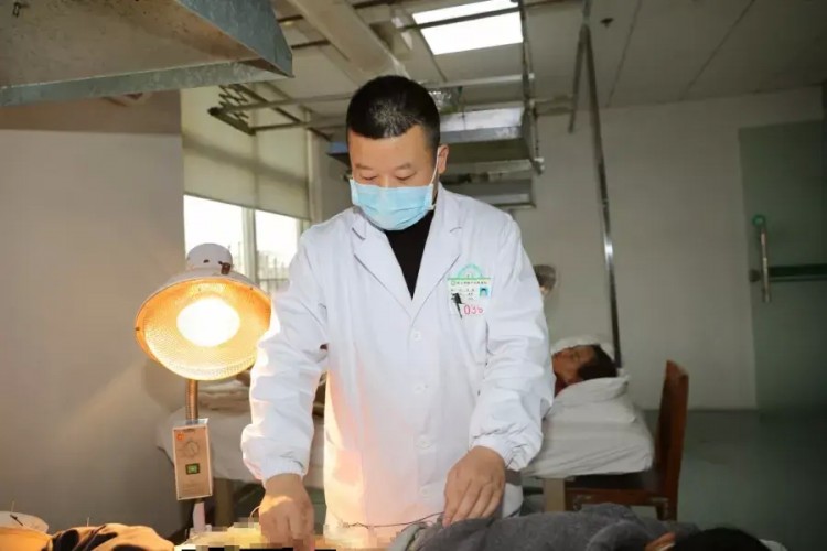 一心為民的康復天使—記荊門市掇刀人民醫院疼痛康復中心