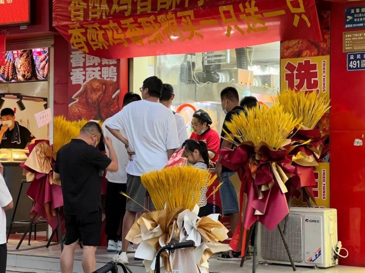 吃排檔！逛步行街！這就是長葛人的夜生活
