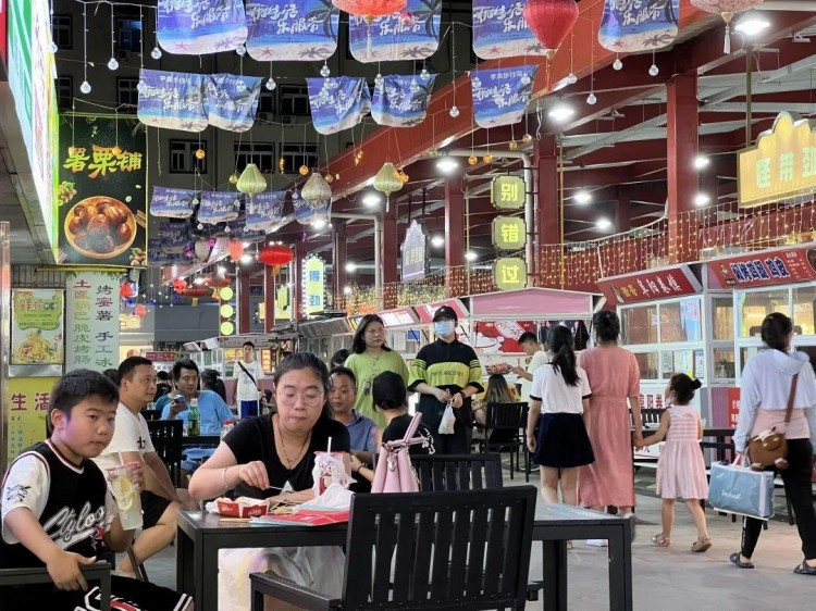 吃排檔！逛步行街！這就是長葛人的夜生活