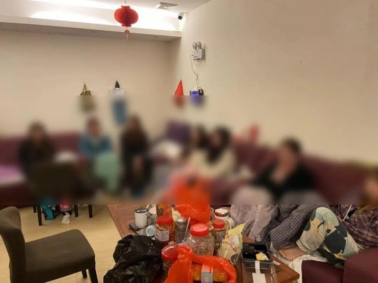 失足婦女線上線下招客休閑會所內暗藏秘密泰式服務警方搗毀2個涉黃窩點！