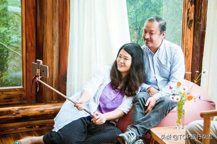 這對張家界夫妻耗時7年打造出全球十大必睡民宿無邊泳池更是爆紅國內外