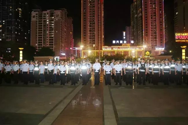防城港警方搗毀近百個傳銷窩點抓獲290人！
