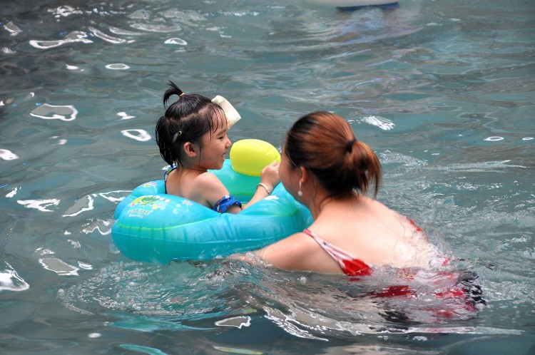 親身體驗張家界萬福溫泉水世界真是兒童樂園避暑天堂啊