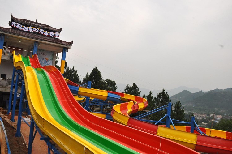 親身體驗張家界萬福溫泉水世界真是兒童樂園避暑天堂啊