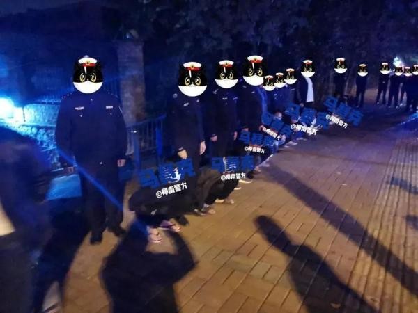廣西警方連搗多個淫窩一特大組織賣淫犯罪團(tuán)伙被一鍋端
