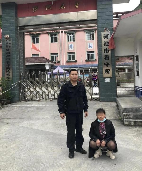 廣西警方連搗多個淫窩一特大組織賣淫犯罪團(tuán)伙被一鍋端