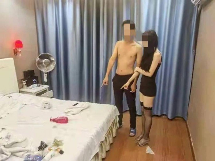 廣西金城江警方搗毀一涉黃窩點(diǎn)當(dāng)場(chǎng)抓獲14名男女