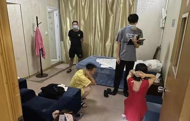 多個淫窩一鍋端數百名裸身男女被抓竟還有多名艾滋病陽性