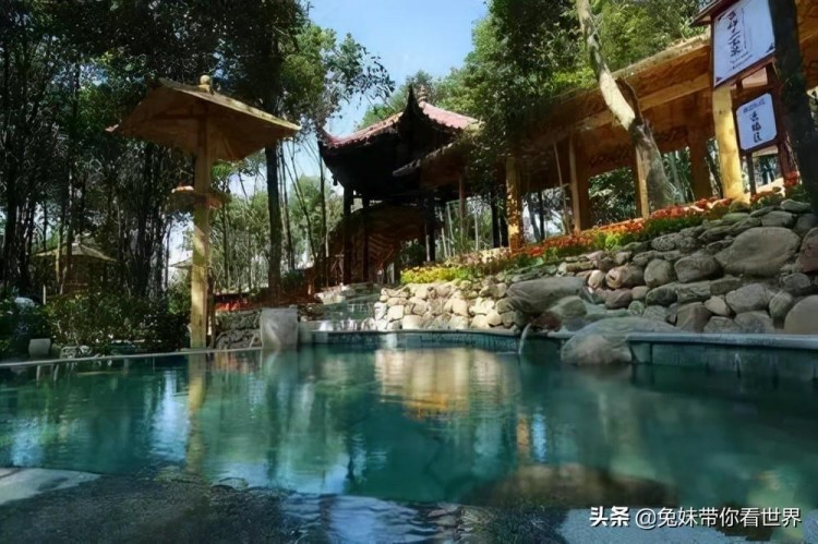 張家界人真能吹！！！泡個溫泉竟能成仙