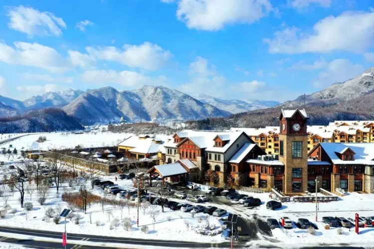 我市花溪沐楓雪溫泉小鎮被評定為省級滑雪旅游度假地
