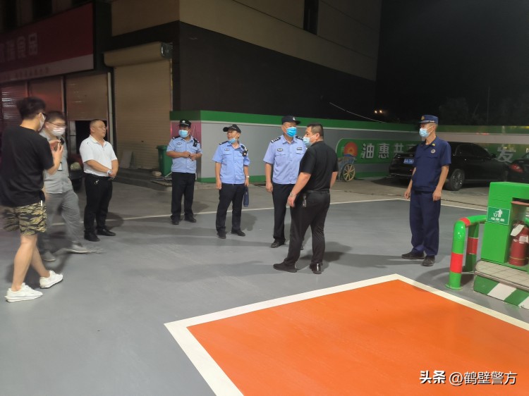 鶴壁警方聯合多部門開展重點場所集中清查整治專項行動