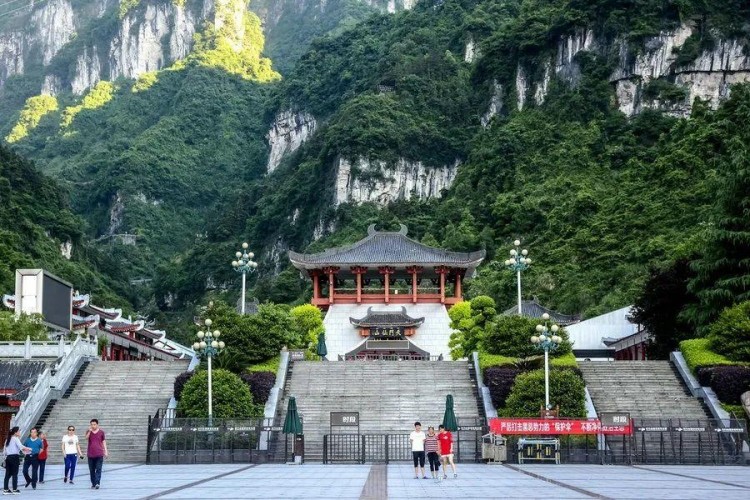 湖南·張家界天門洞｜張家界之魂天門山自然奇觀