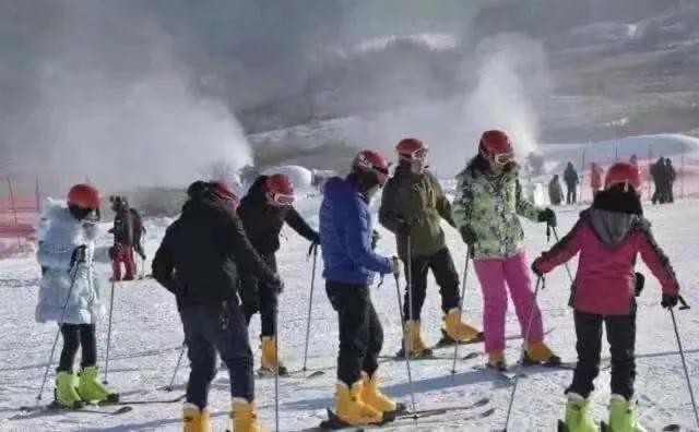 貓冬通化打卡地第八彈：康養谷滑雪場健康養生新樂道