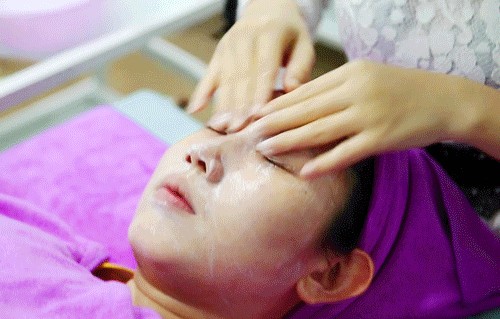 女神節福利!麗江首家韓國進口藥妝店入駐80+產品完美解決皮膚問題!水療SPA免費送……