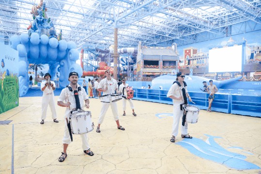 玩水轟趴比基尼廣東人的冬天就要這么玩