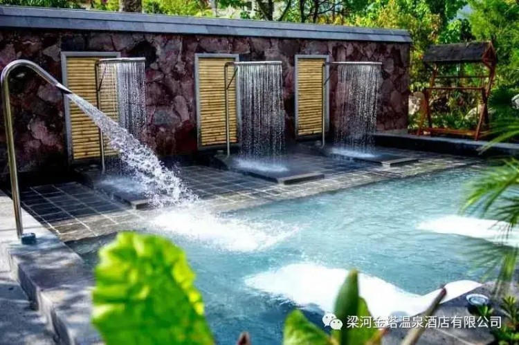 德宏旅游丨雨季虐我千百遍我待梁河溫泉如初戀