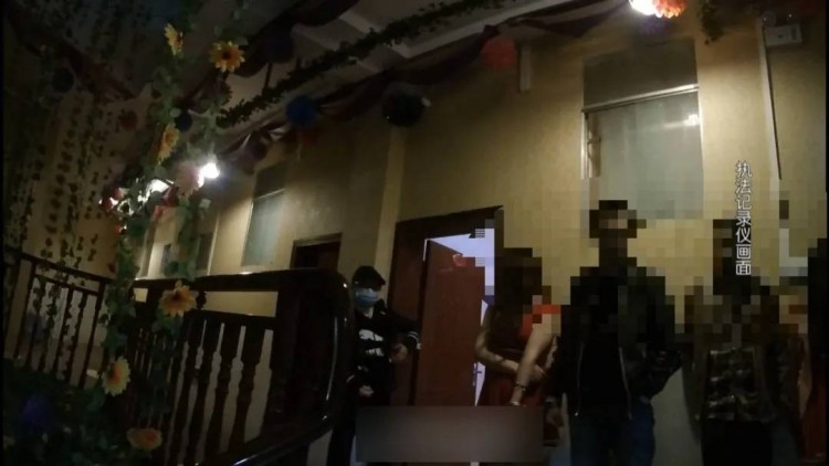 辣眼睛!百色靖西兩家養生會所多名男女賣淫嫖娼被抓