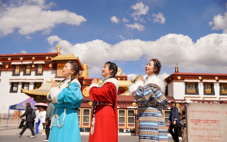西藏十天游玩路線攻略西藏專人定制行程規(guī)劃