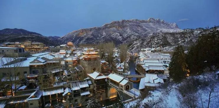 最美麗的旅行就在不遠處——津冀媒體古北水鎮風靡一時