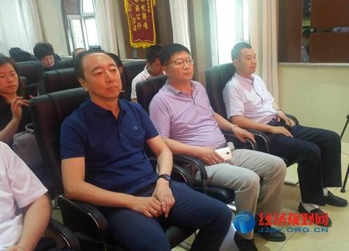 黑龍江省美發美容協會組織誠信企業參加哈爾濱市名牌產品展
