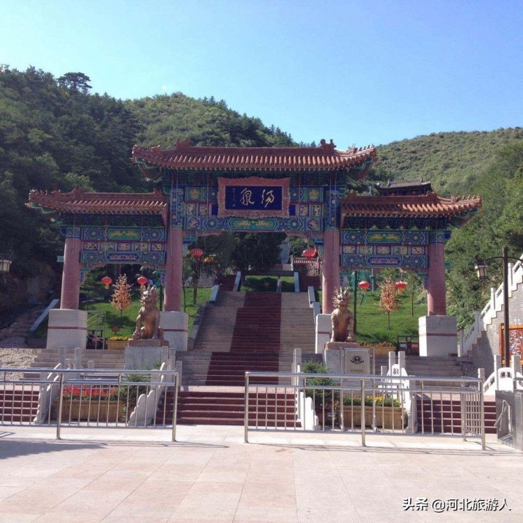 誰說冬天只能冷呵呵溫泉旅游明明暖暖的河北溫泉旅游點送給你