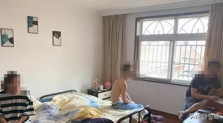 25歲最小女嫖客鴨店窩點被搗毀男按摩技師26