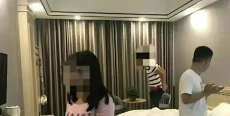 富婆云集的江蘇按摩店曝光年輕鴨子成為焦點！