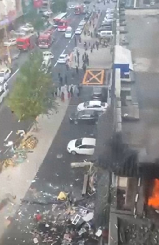 沈陽一推拿理療店發生爆燃致1人受傷多部門趕至現場處置