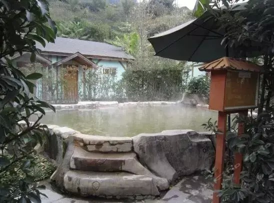 洗肺養心泡溫泉這才是貴陽初秋的正確打開模式！