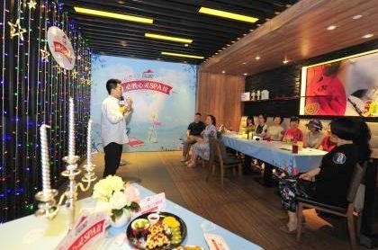 為考生減壓長沙必勝客聯(lián)合父母執(zhí)照打造心靈SPA館