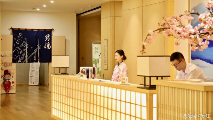 在安徽黃山的湯泉館享受最正宗的日本泡湯文化穿和服拍美照
