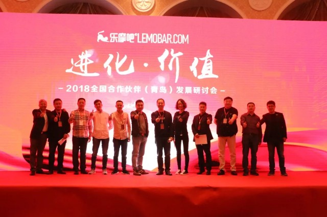 共享經(jīng)濟(jì)新生態(tài)：共享按摩墊實(shí)現(xiàn)出行微SPA