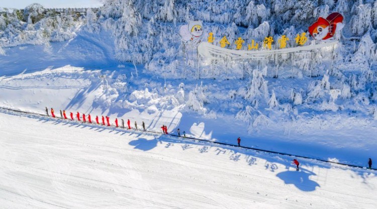 樂游貴州冬季旅游營銷活動為您奉上溫泉滑雪年貨優惠大禮包！