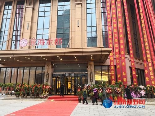 阜陽市老城區市民休閑好去處――濱海水都