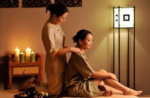 女性按摩248元 遇見一位男技師 結(jié)果，事情超出了她的想象