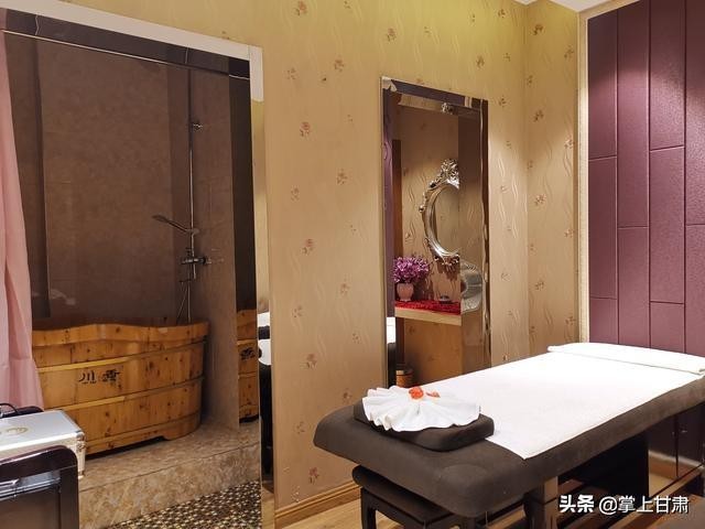 甘肅白海螺健康管理中心開業(yè)首日為10位母親提供免費藏浴服務(wù)