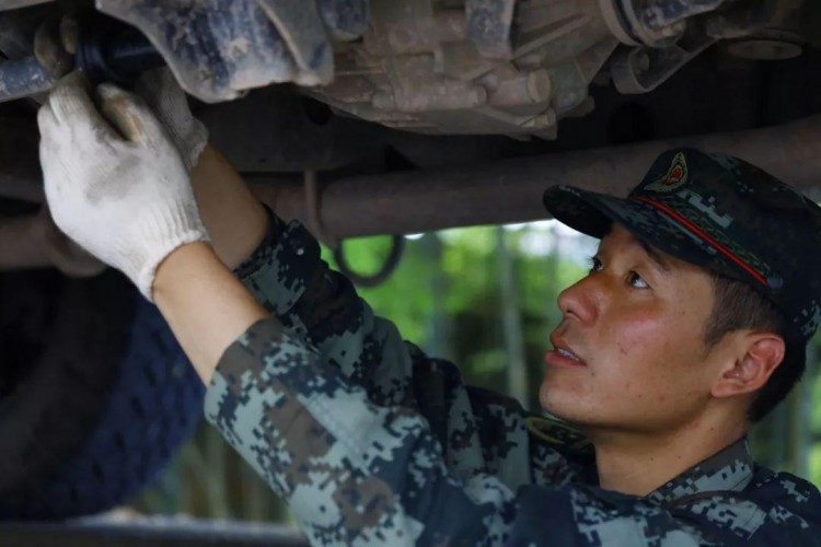 軍車SPA丨看部隊老司機如何變身美顏師