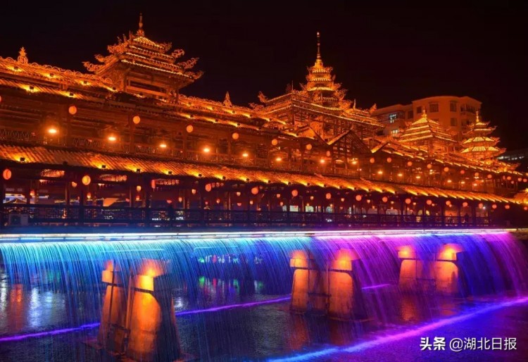 湖北一個縣要成4A級景區(qū)了！上廁所都有儀式感……