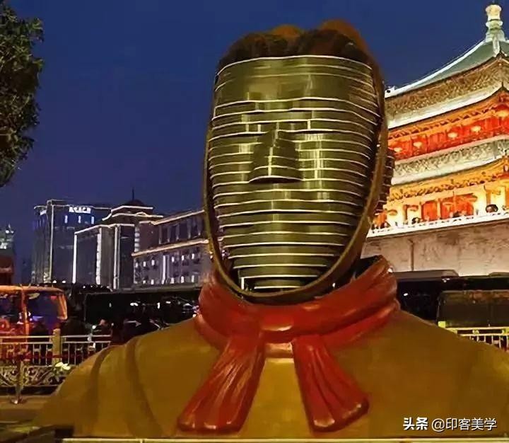 瑪麗蓮夢露變臉兵馬俑土花豬這些城市建筑也太丑了