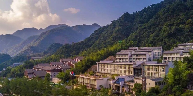 打卡清涼避暑勝地江西這些旅游度假村可千萬(wàn)不可錯(cuò)過(guò)!